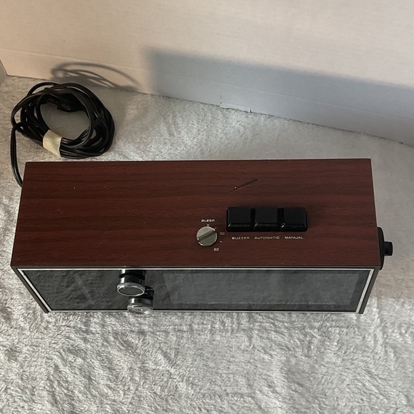 Longines Brown and Black vintage FM AM Radio Clock - Picture 2 of 7